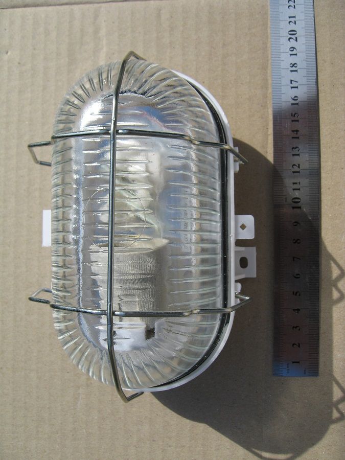 НПП 2604А светильник овальный пластиковый с защитой IP54 выпуска ИЭК