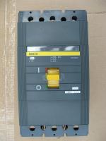 Фотография автоматического выключателя (автомата) ВА 88-35 на 200 ампер