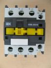 Фотография электромагнитного контактора КМИ 23210 на 32А выпуска IEK