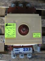Фотография трёхполюсного автоматического выключателя ВА 55-41 на номинальный ток 1000А с электромагнитным приводом (исполнение 344730)