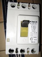 Фотография трёхполюсного автоматического выключателя ВА 51-35 на номинальный ток 250А производства КЭАЗ
