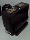 Фотография опорного трансформатора тока ТОЛ 10 75/5 с двумя вторичными обмотками класса точности 0,5S для учёта и 10Р для защиты