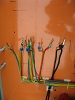 Фотография исходящих пронумерованных проводников от трансформаторов тока в щите ЩУ